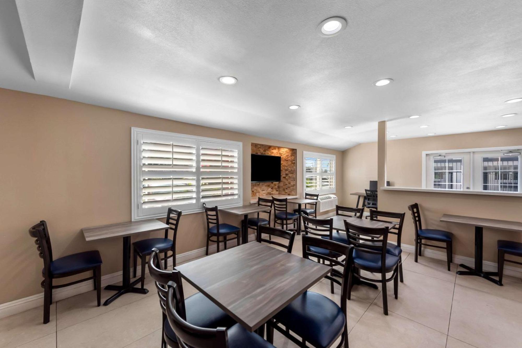 Quality Inn San Diego South - Chula Vista Dış mekan fotoğraf